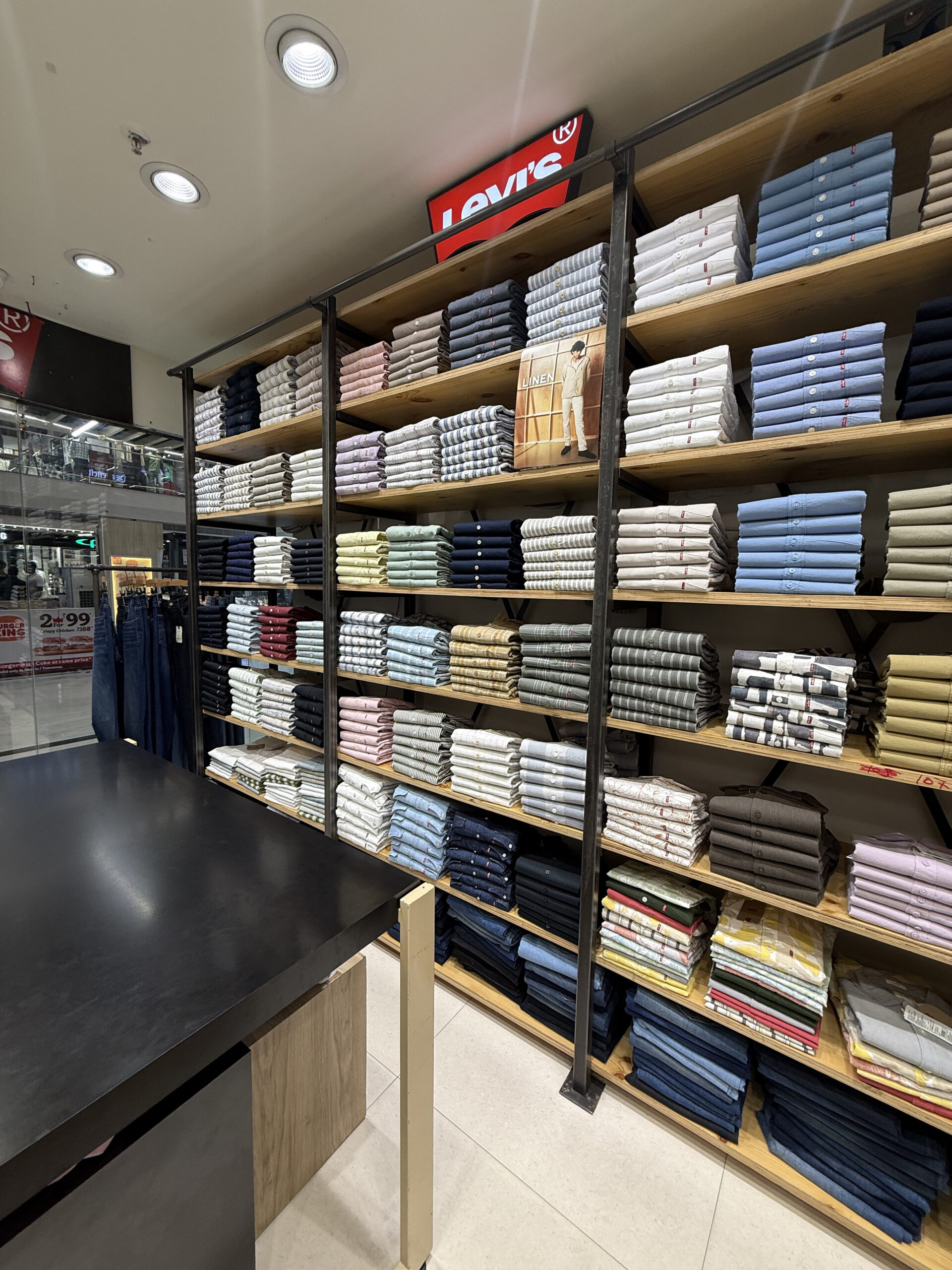Levis