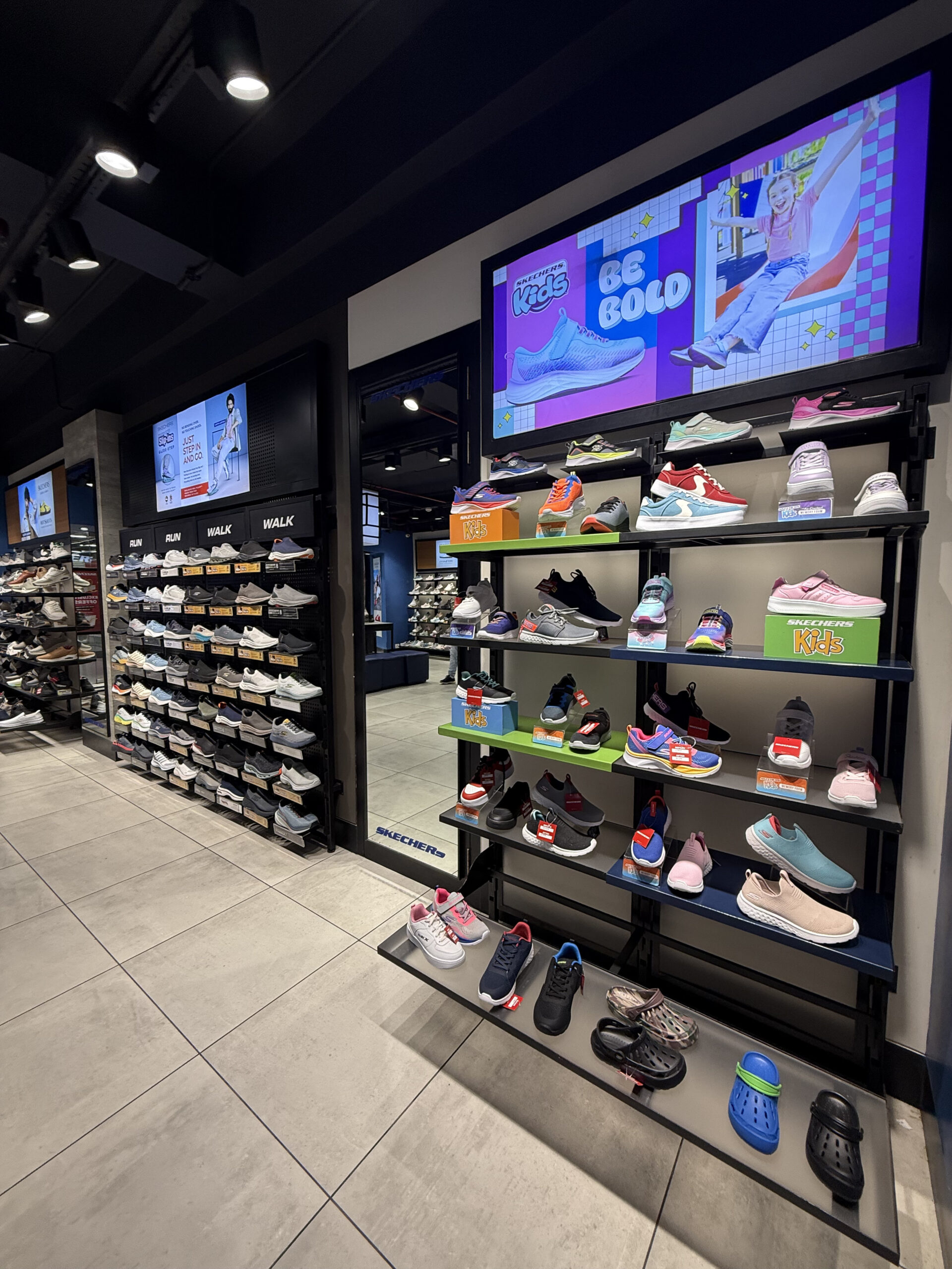Skechers