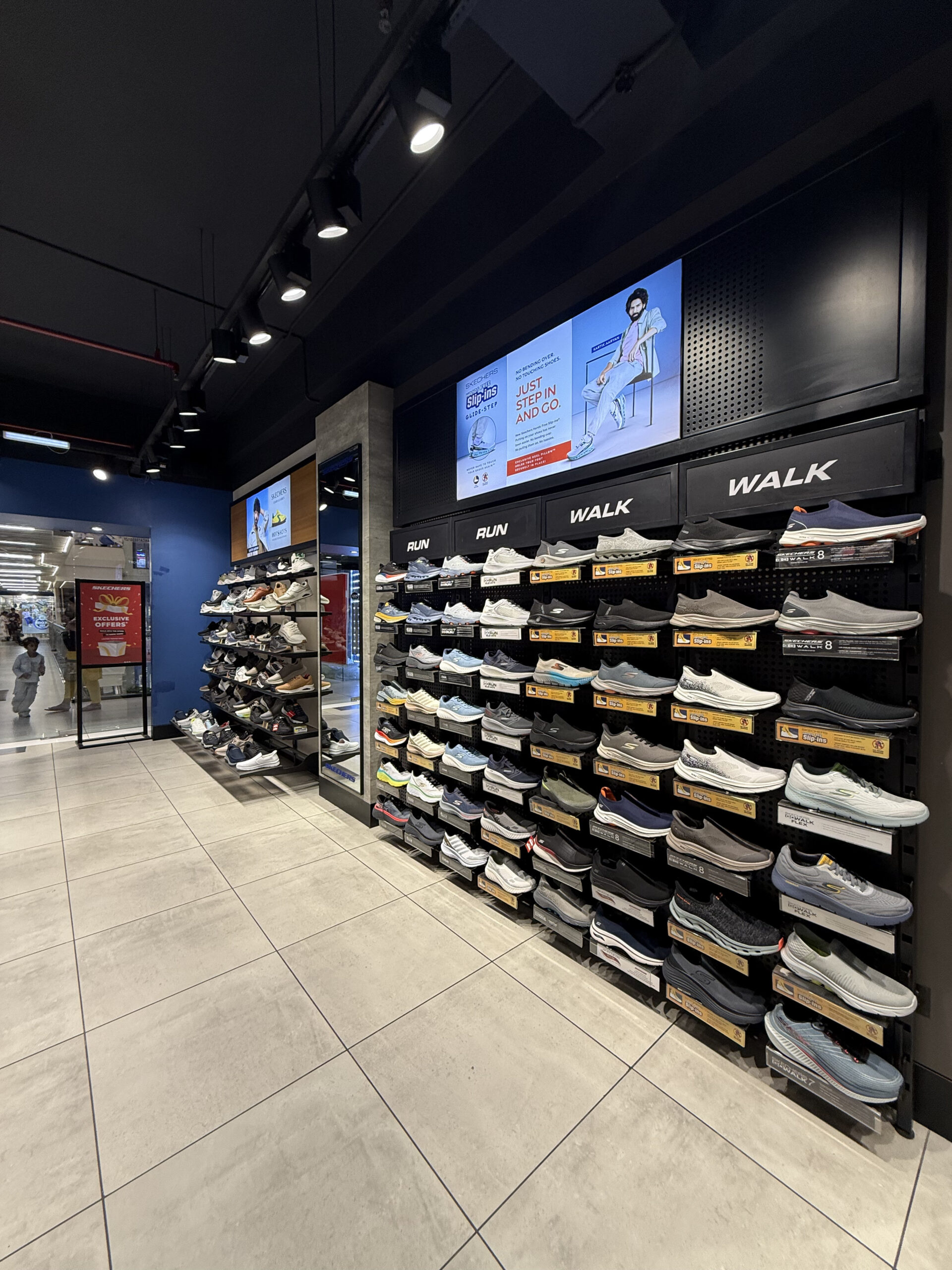 Skechers